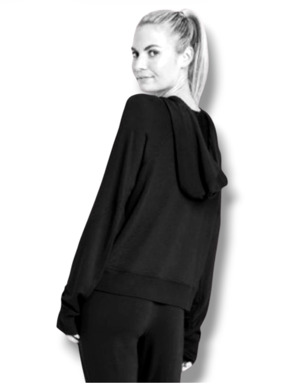 All in Motion (Target) Hoodie Black Stretchy Pullover - Size XL (14/16) - EUC